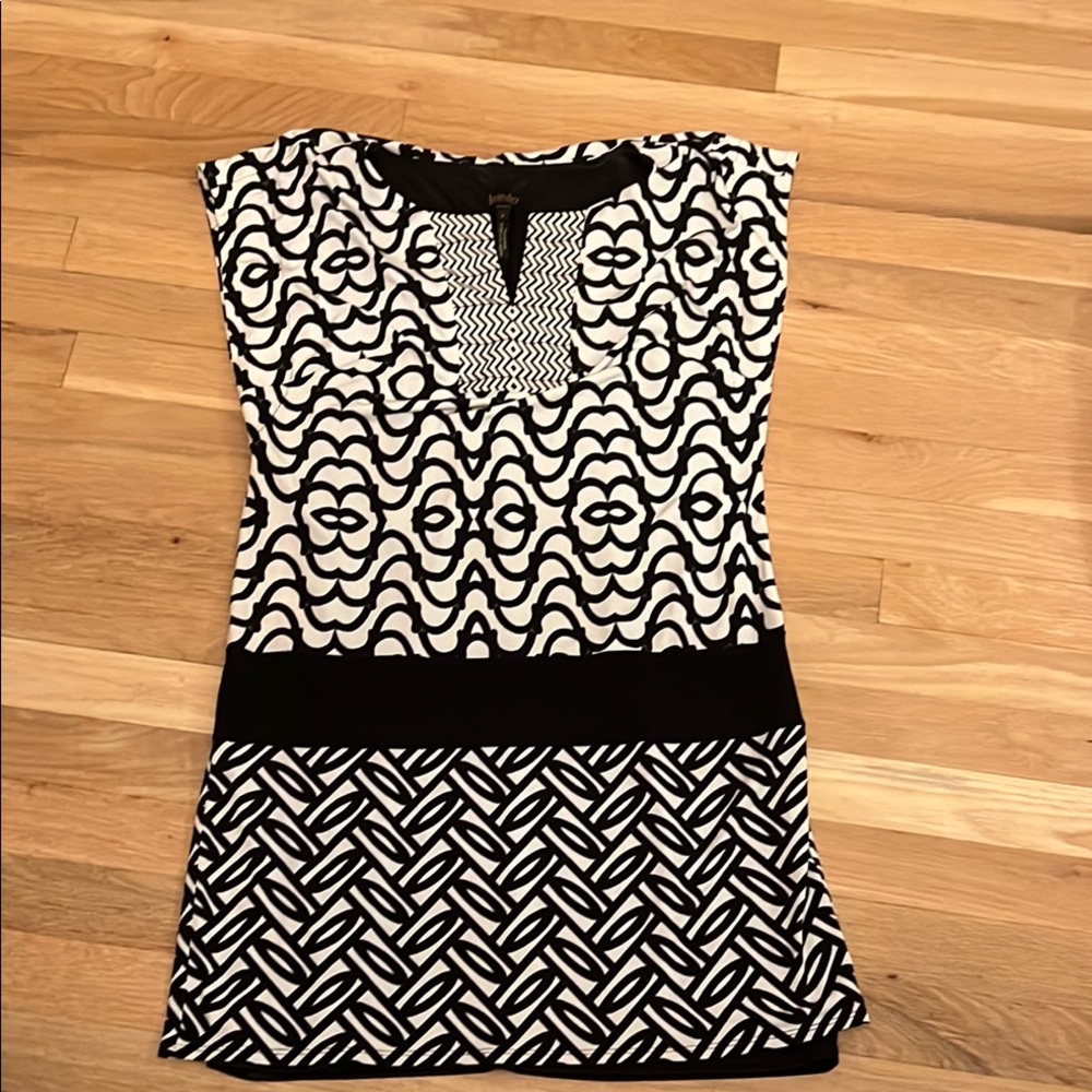 Laundry By Shelli Segal Monochrome Patterned Dress
